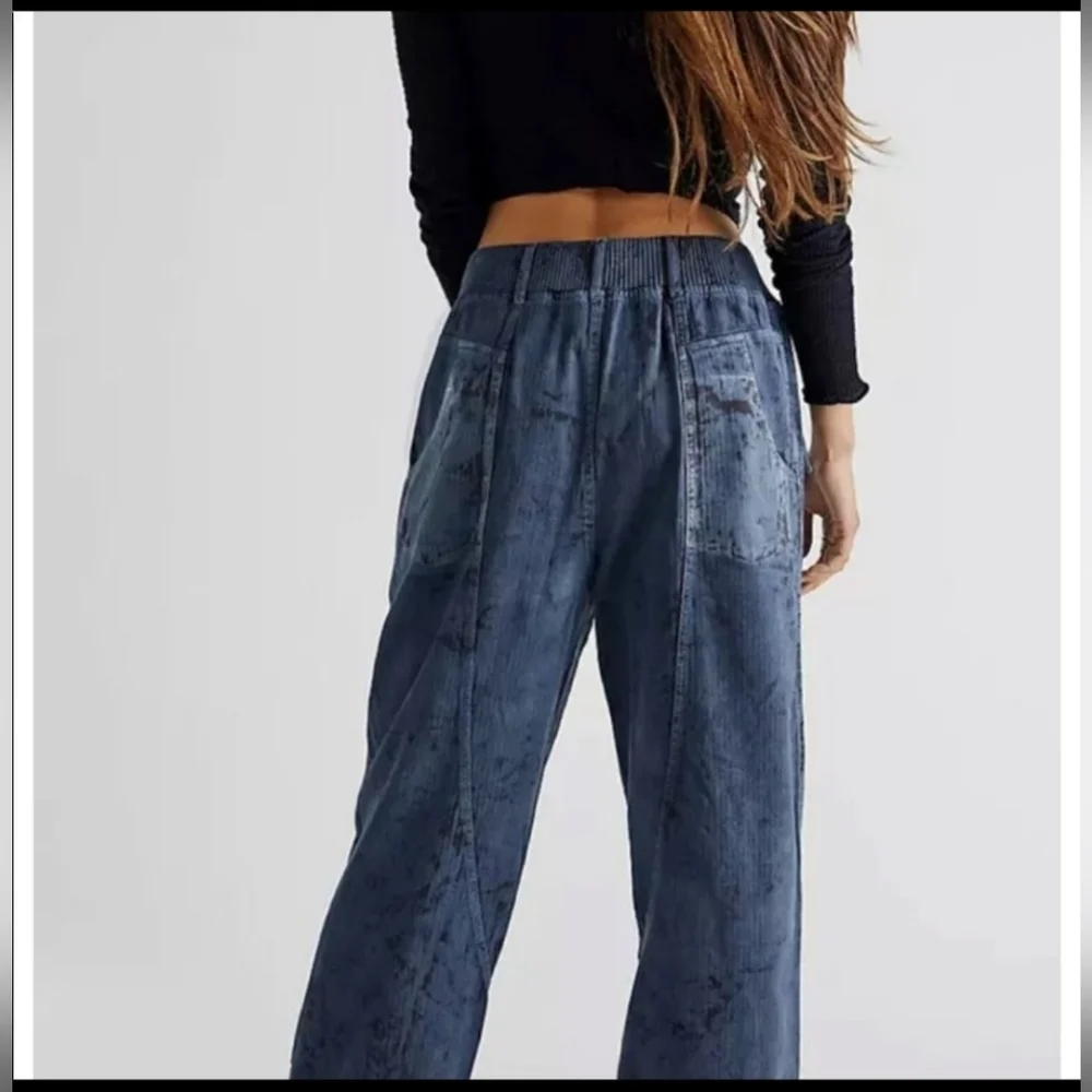 NWOT FREE PEOPLE Freddie Distressed Pants Medium - Picture 2 of 6